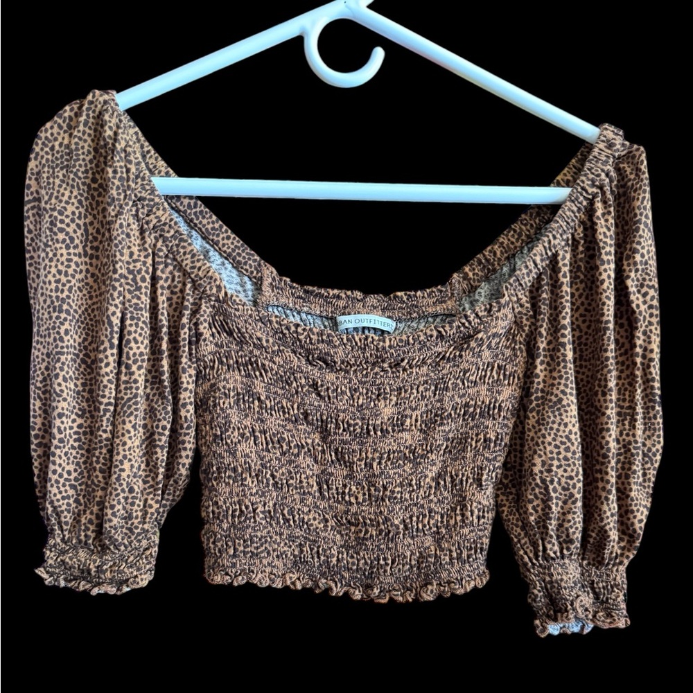 ADORABLE Urban Outfitters Crop Top.